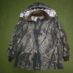Vintage Walls Camouflage Hooded Jacket